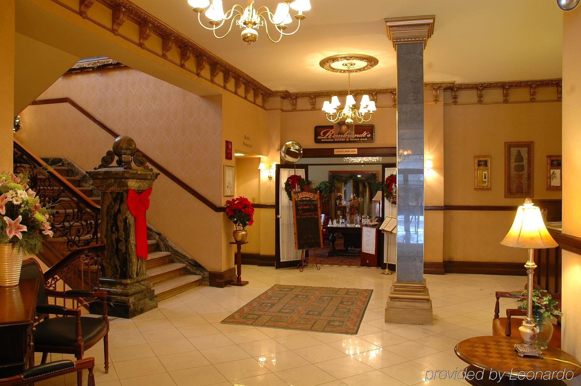Hotel Senator Saskatoon Interior photo